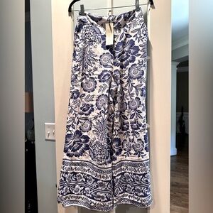 NWT’s Racheal Zoe Floral Blue and White Women's BOHO pants